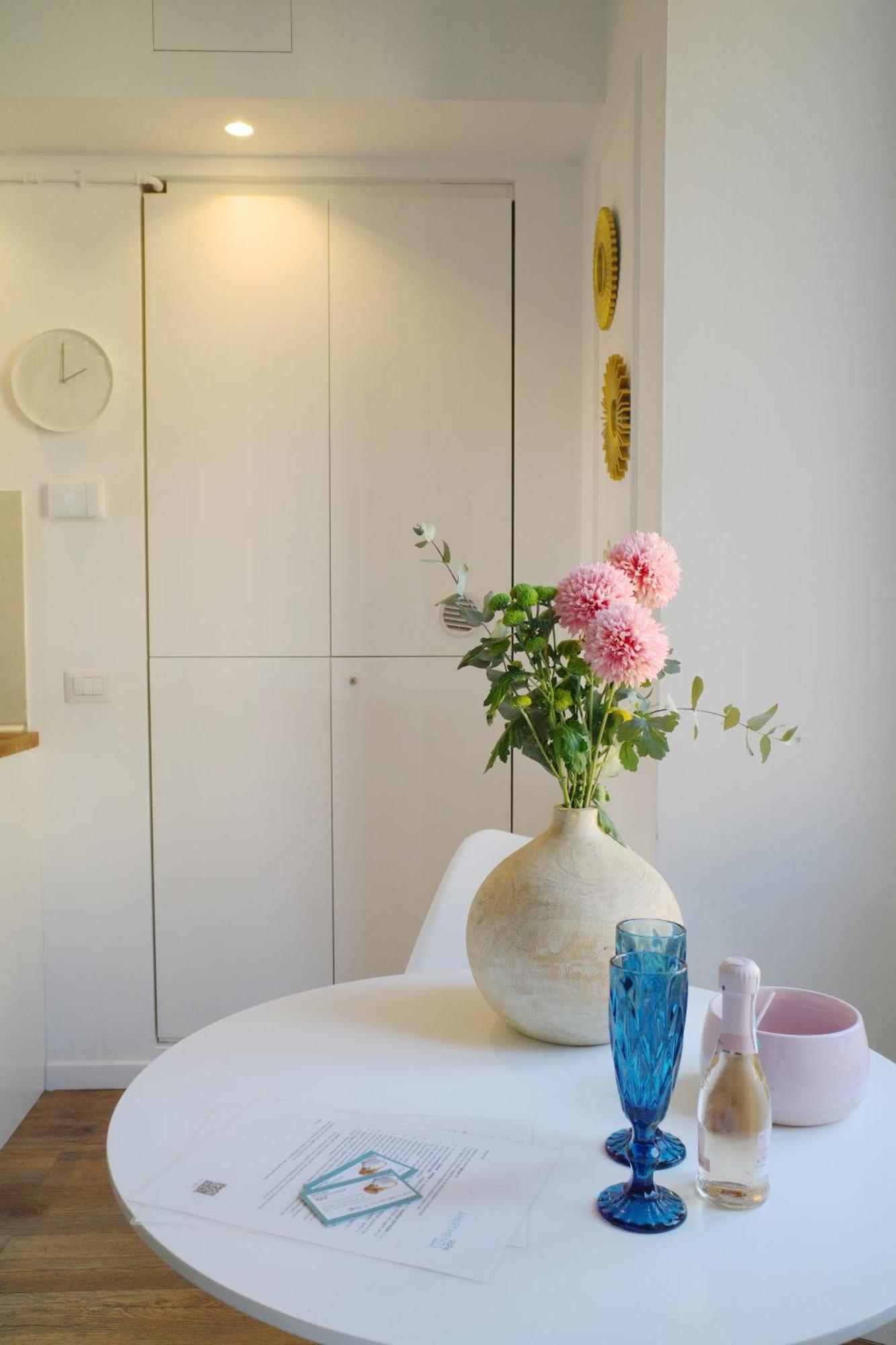 Ripa Apartments Milano - Via Vigevano Navigli Eksteriør billede